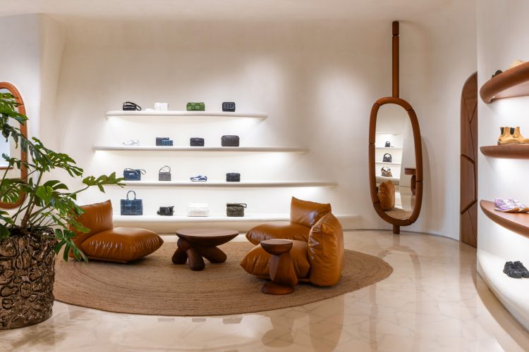 Bottega Veneta at Ala Moana Center – Luxury Retail Architecture Photography in Honolulu, Hawaii