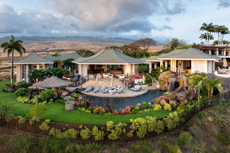 Mauna Kea Resort Luxury Residence - Hale o Ka La - Interior Design by Diane Bobek and Taleah Smith