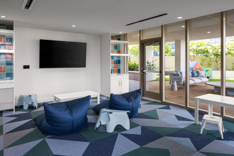 Sky Ala Moana Luxury High-Rise in Honolulu